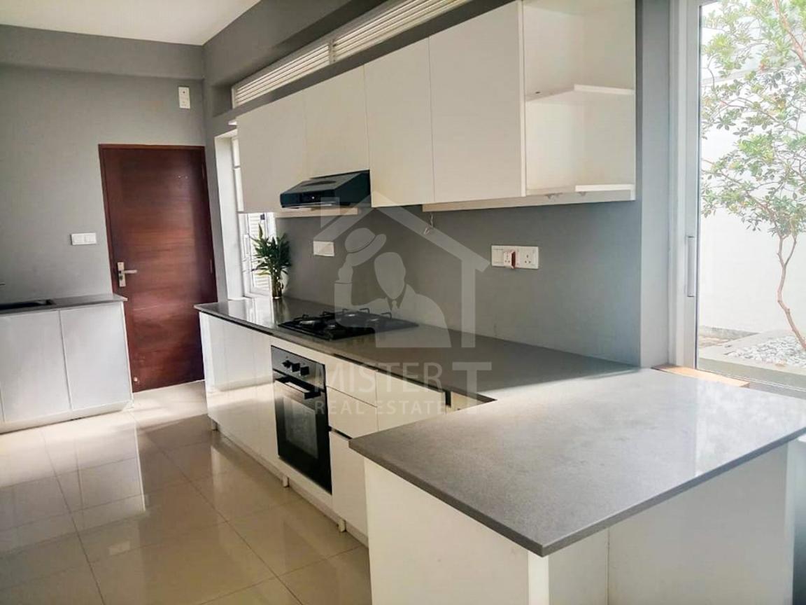 House for Rent in Colombo 06- image 4