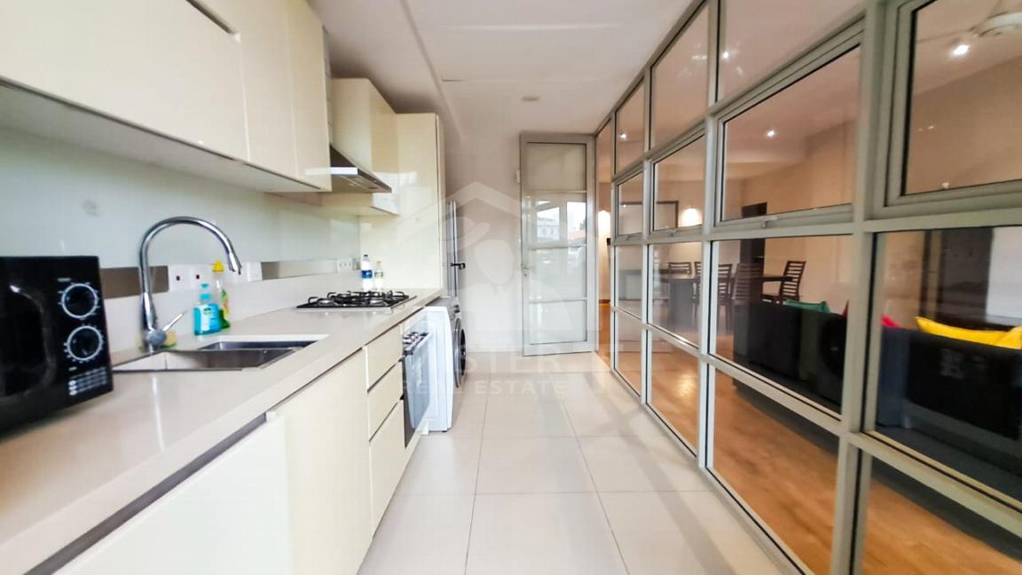 Apartment for Rent in Colombo 07- image 4