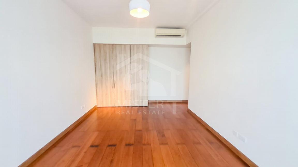 Apartment for Rent at The Residences, Colombo 02- image 4