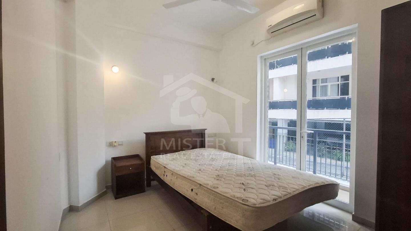 Apartment for Rent in Colombo 07- image 4