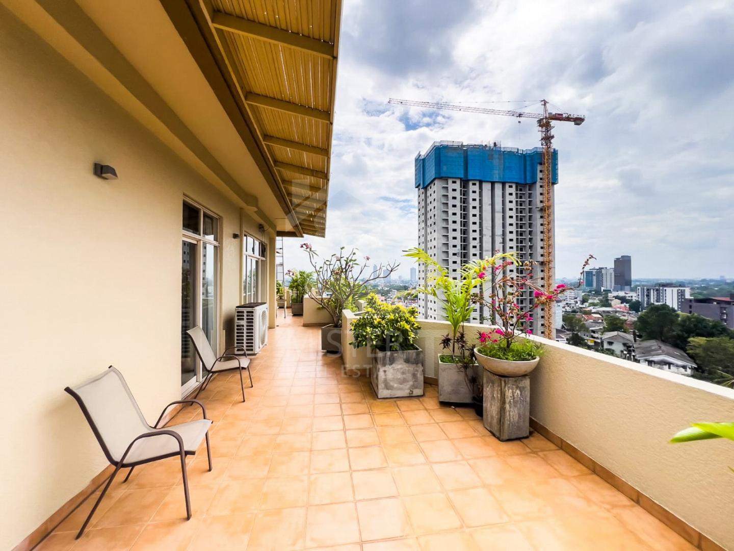 Penthouse for Rent at Skyline Residencies- image 4