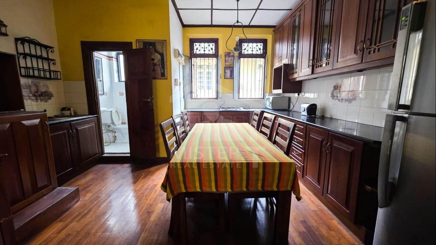 Private Apartment for Rent in Colombo 03- image 4