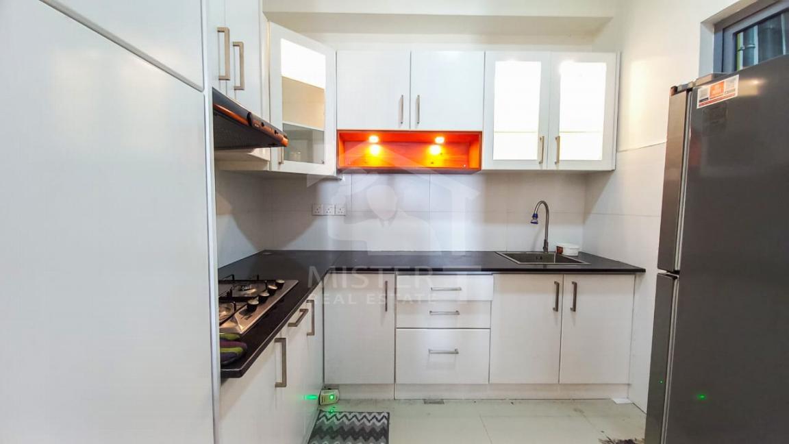 Apartment For Rent at Oval View Residencies- image 5