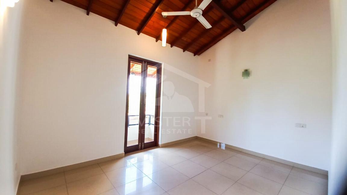 House for Rent in Colombo 08- image 5