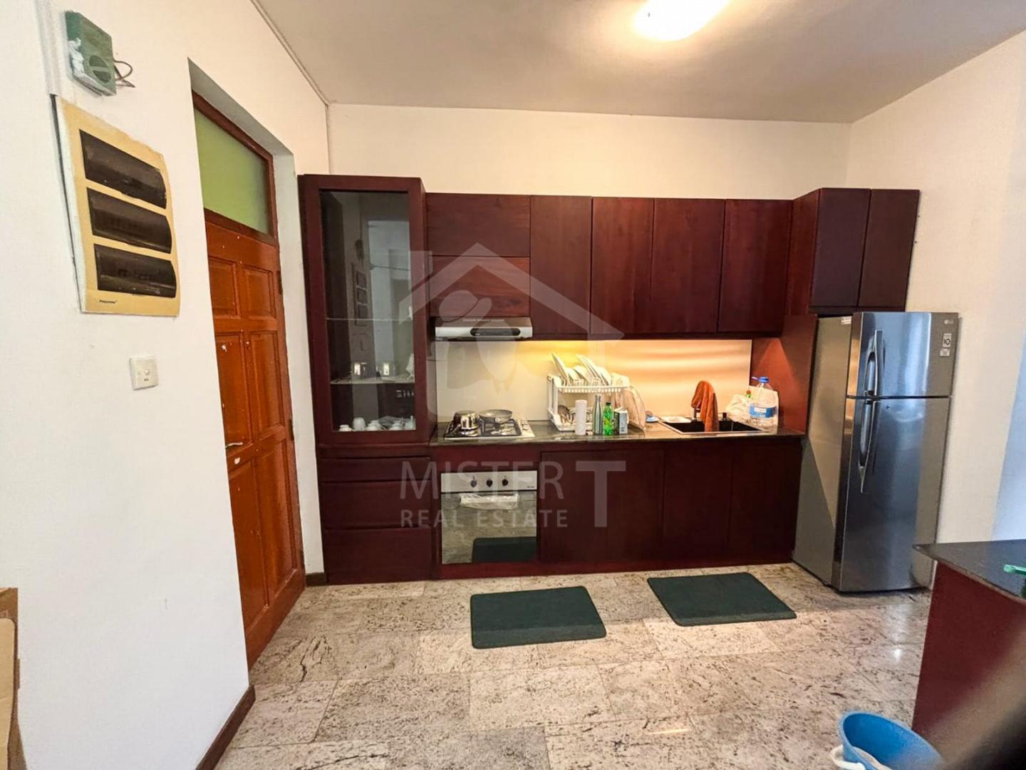 Private Apartment for Rent in Colombo 03- image 5