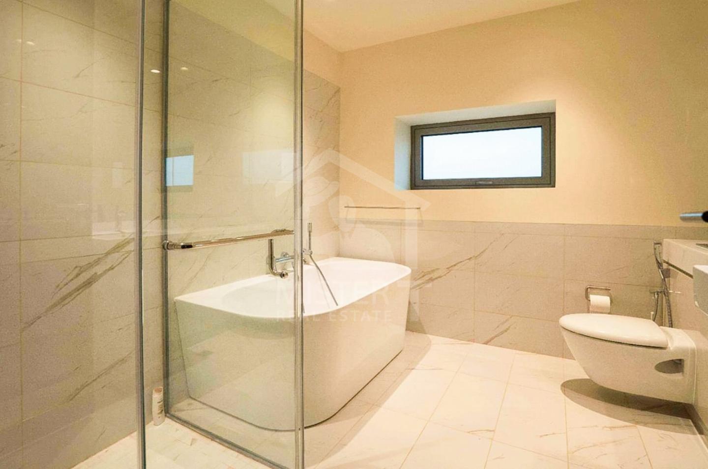 Apartment for Rent at Cinnamon Life, Colombo 02- image 5