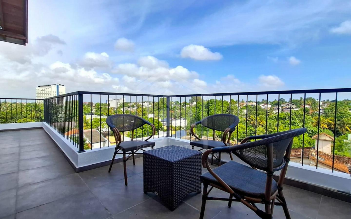 Apartment for Short-term Rent In Kohuwala - image 5