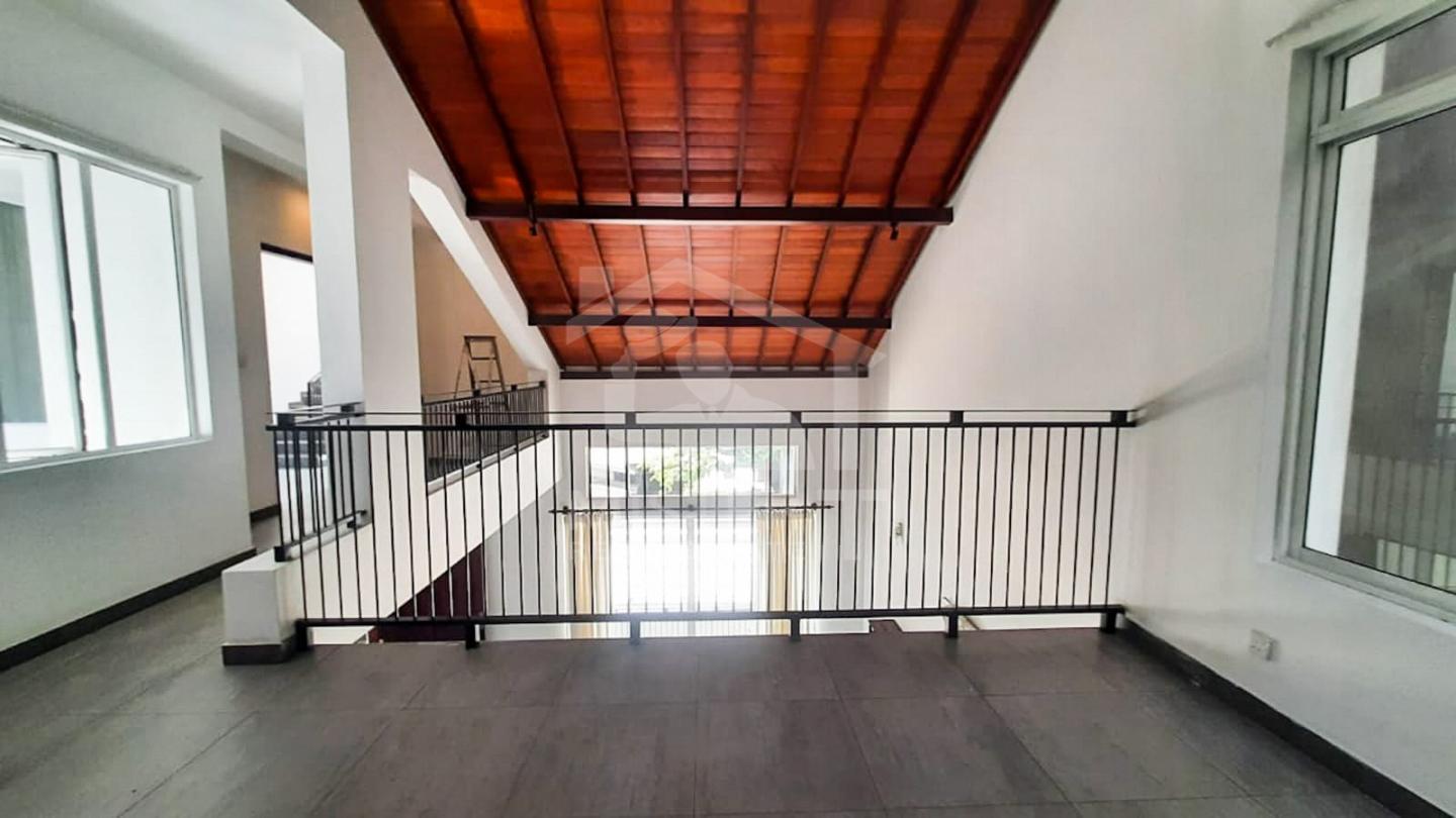 House for Rent in Colombo 05- image 6