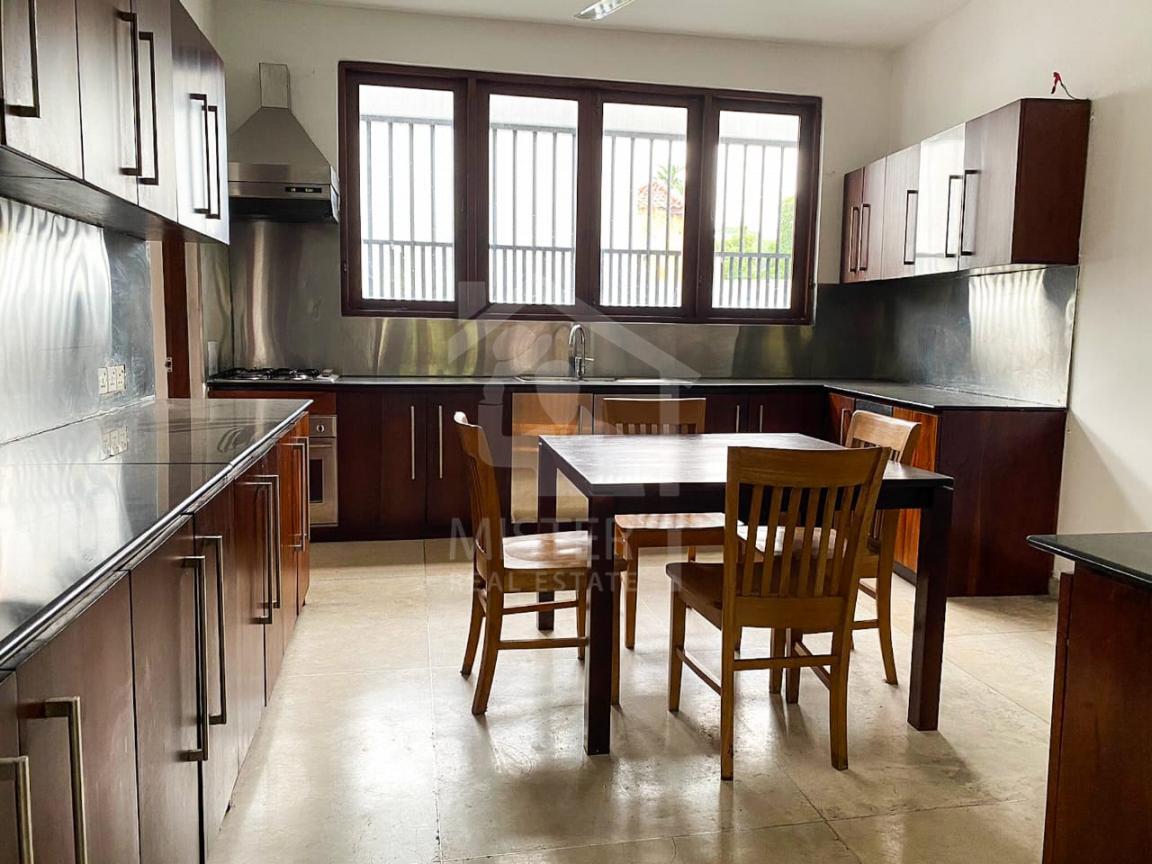 House for Rent in Colombo 07- image 6