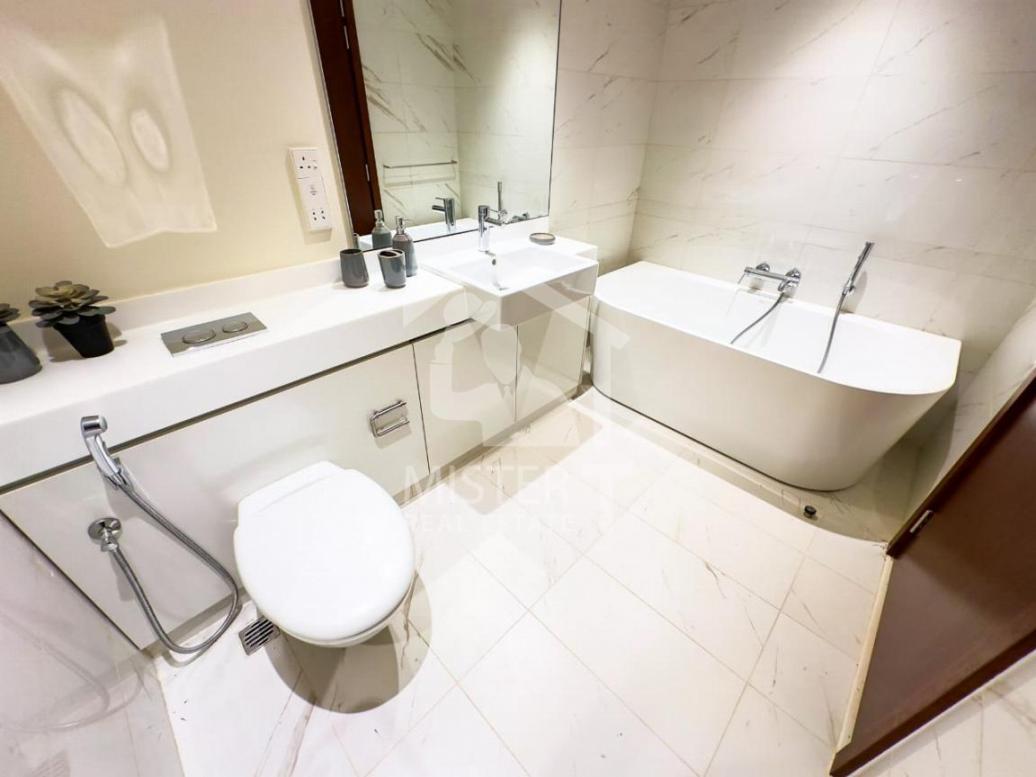 Apartment for Rent at Cinnamon Life, Colombo 02- image 6