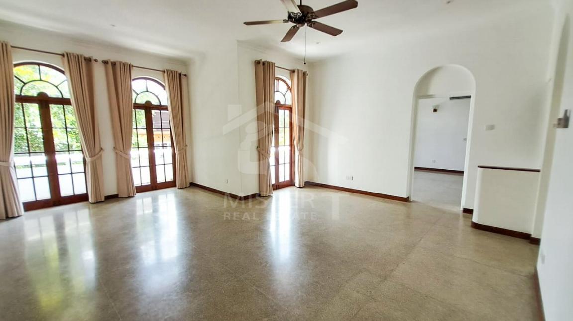 Luxury House for Rent in Colombo 05- image 6