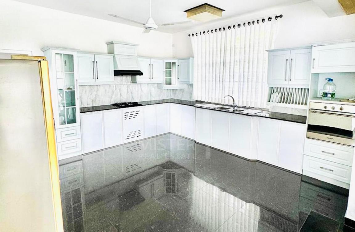 House for Rent in Battaramulla- image 6