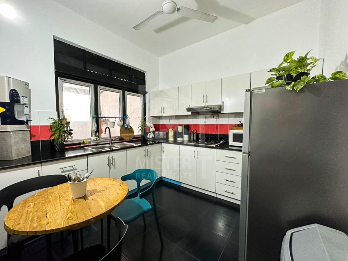 Private Apartment for Rent in Colombo 07- image 6