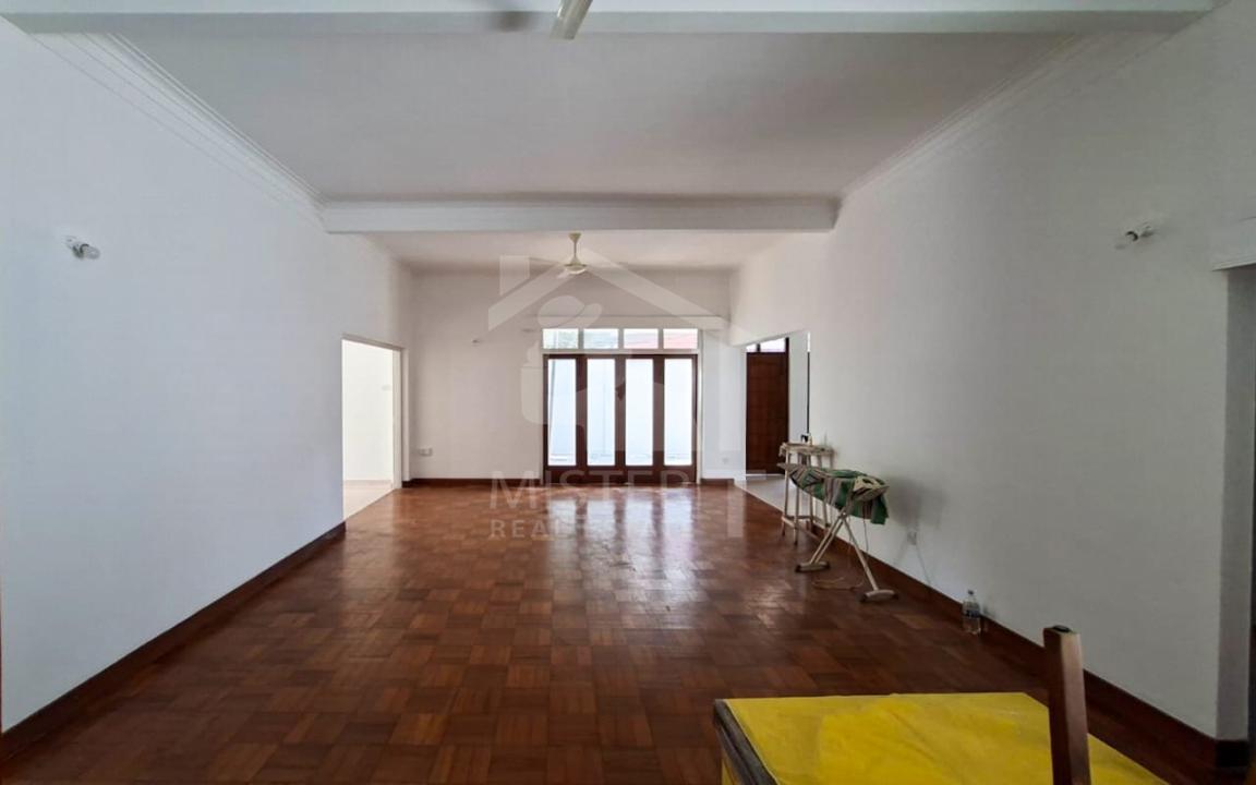 Commercial Property for Rent in Colombo 07- image 6