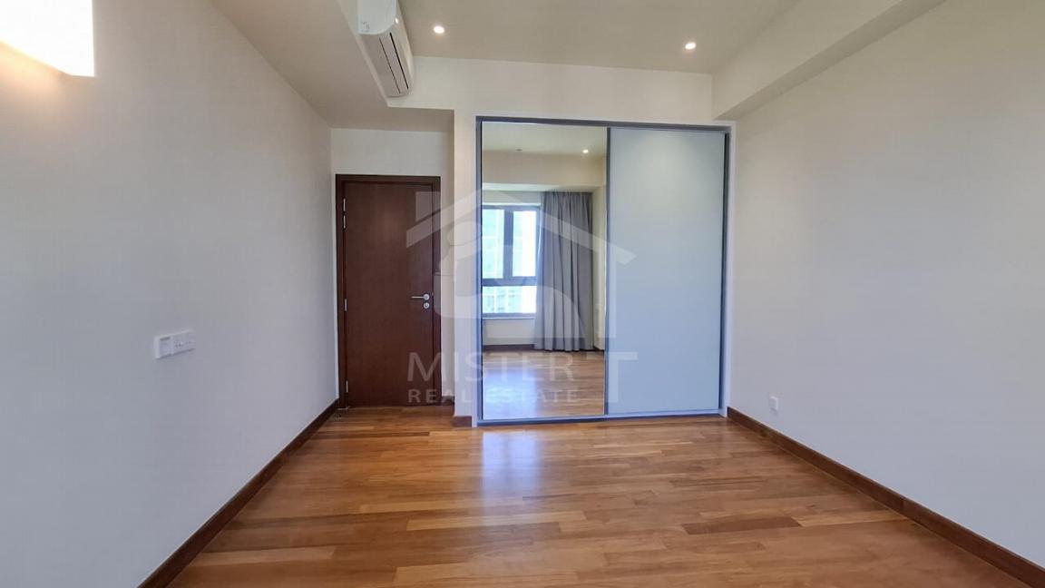 Apartment for Rent at Cinnamon Life, Colombo 02- image 6