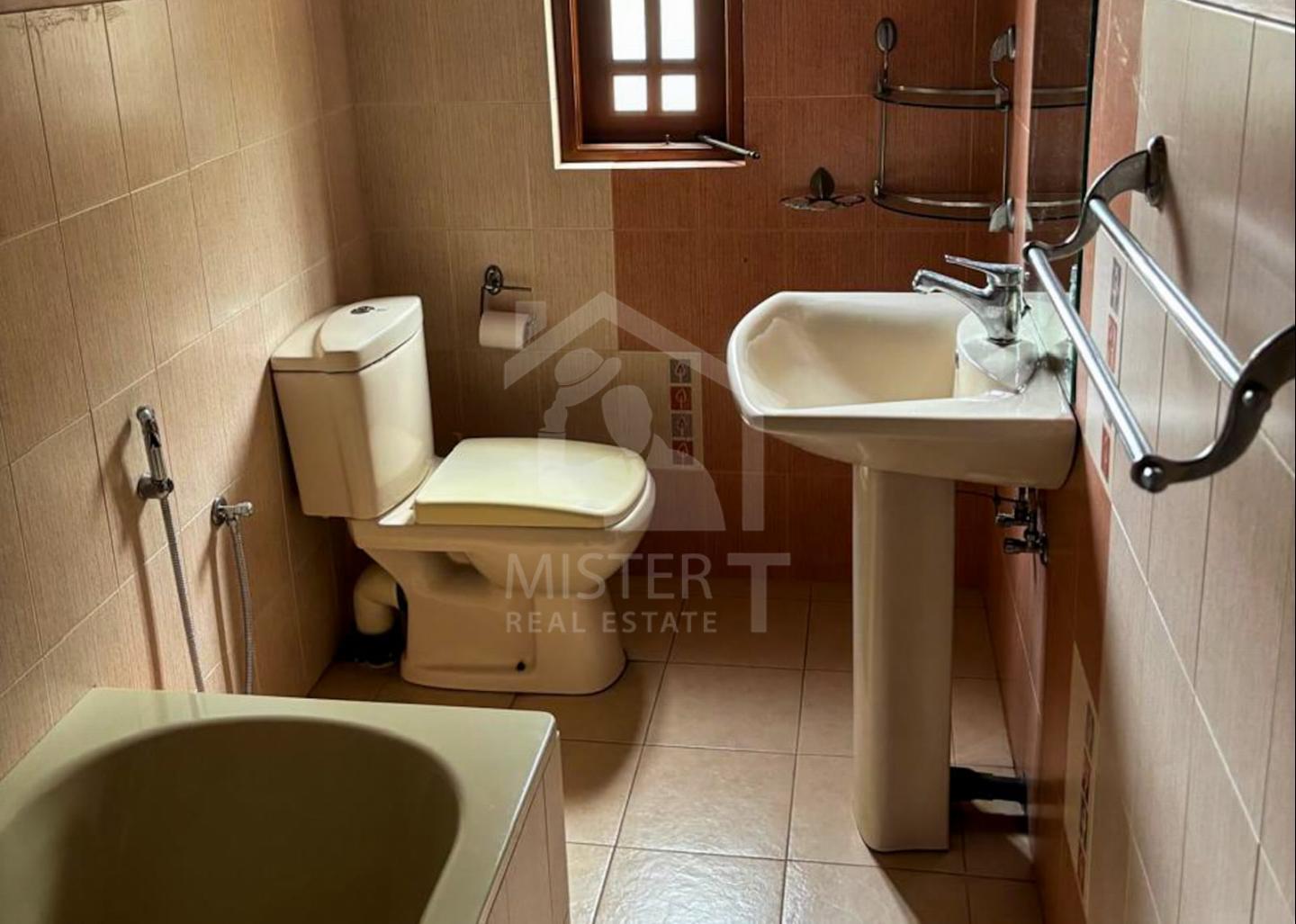 Private Apartment for Rent Colombo 03- image 6