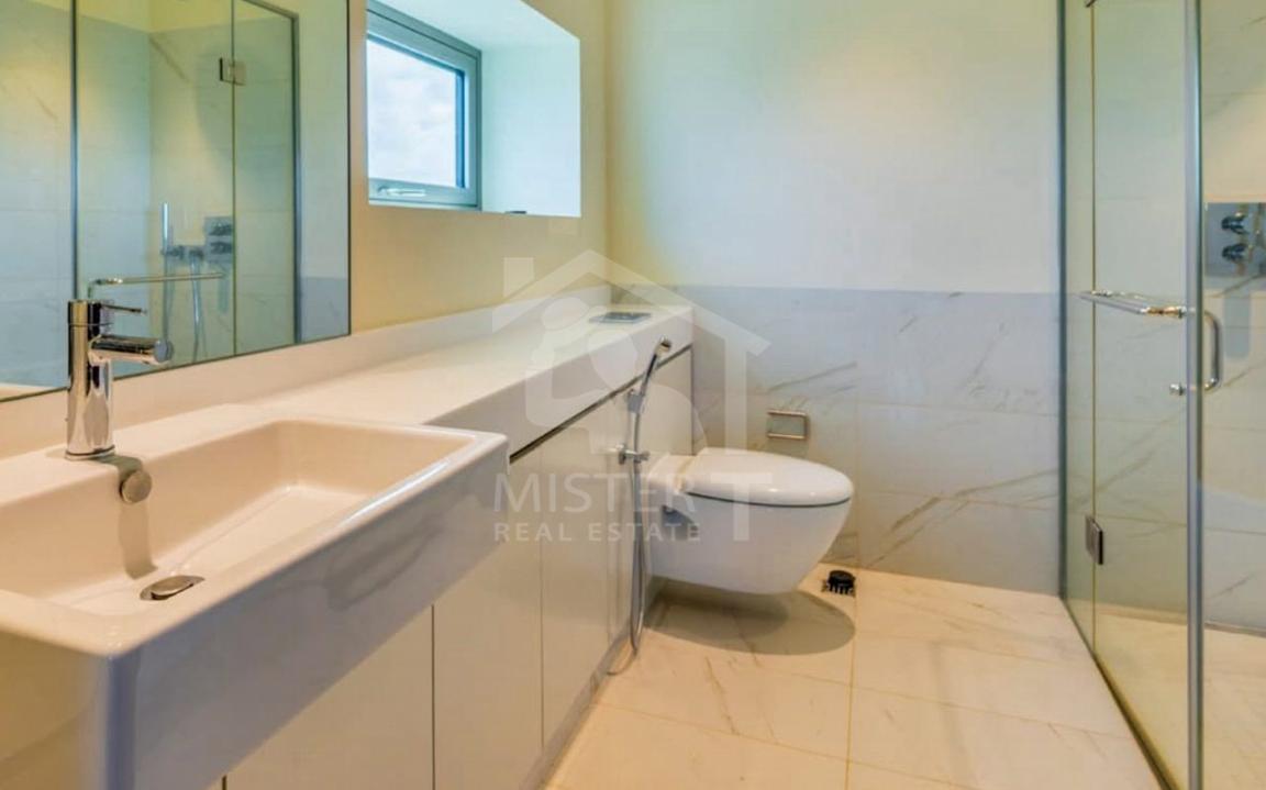 Apartment for Rent at Cinnamon Life, Colombo 02- image 6