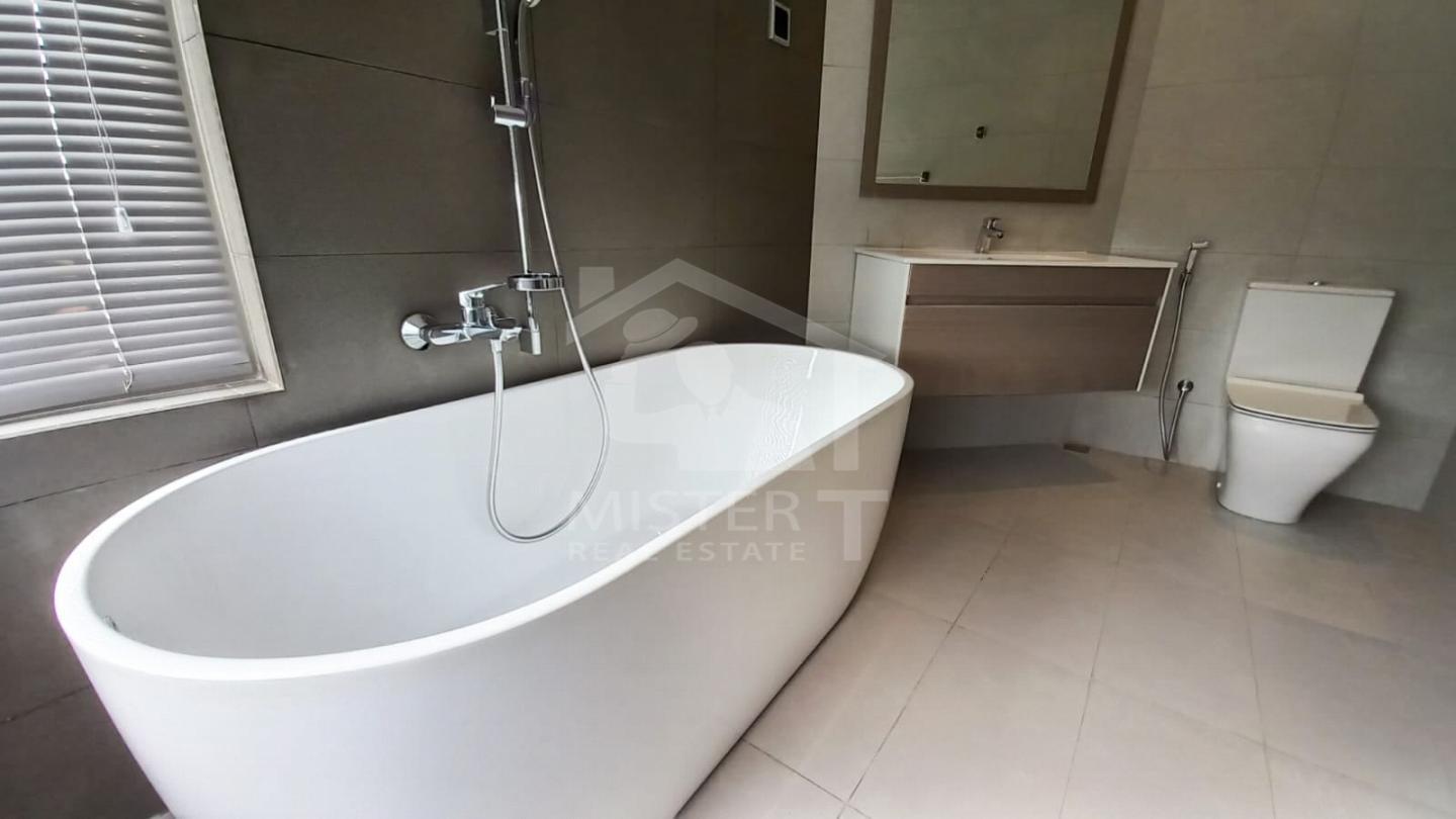 Apartment for Rent at Capital Heights- image 7