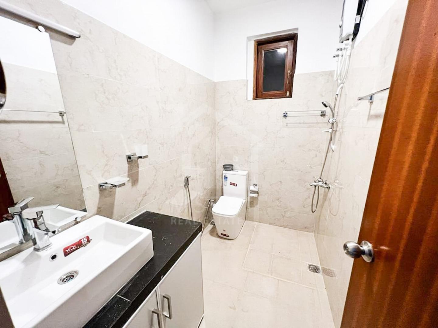 Private Apartment for Rent at Ratmalana- image 7