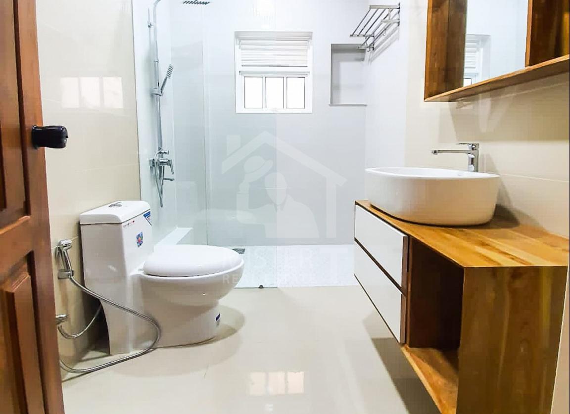 Apartment for Rent at Park Street, Colombo 02- image 7