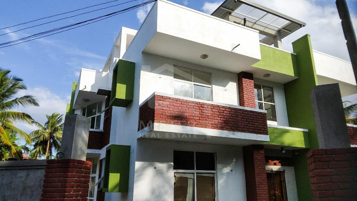 Private Apartment for Rent in Uswetakeiyawa- image 7