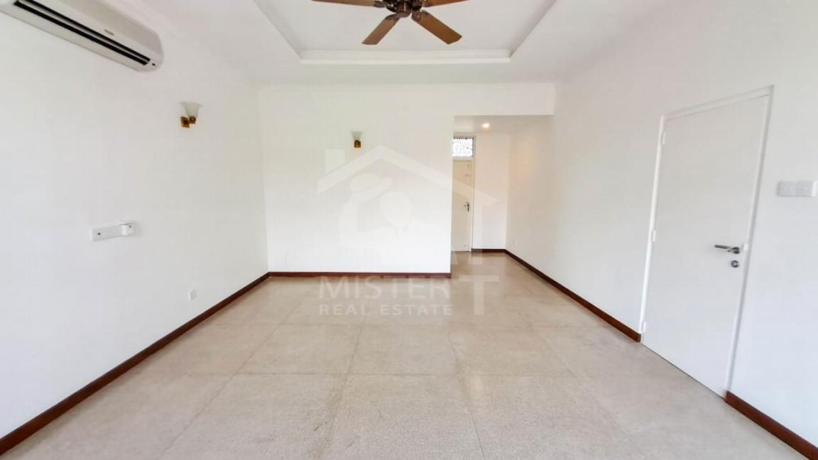 Luxury House for Rent in Colombo 05- image 7