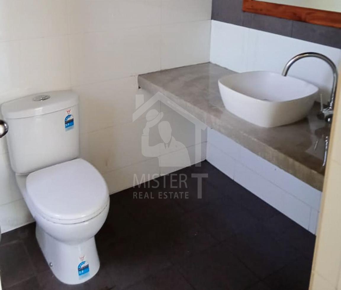 Private Apartment for Rent in Uswetakeiyawa- image 7