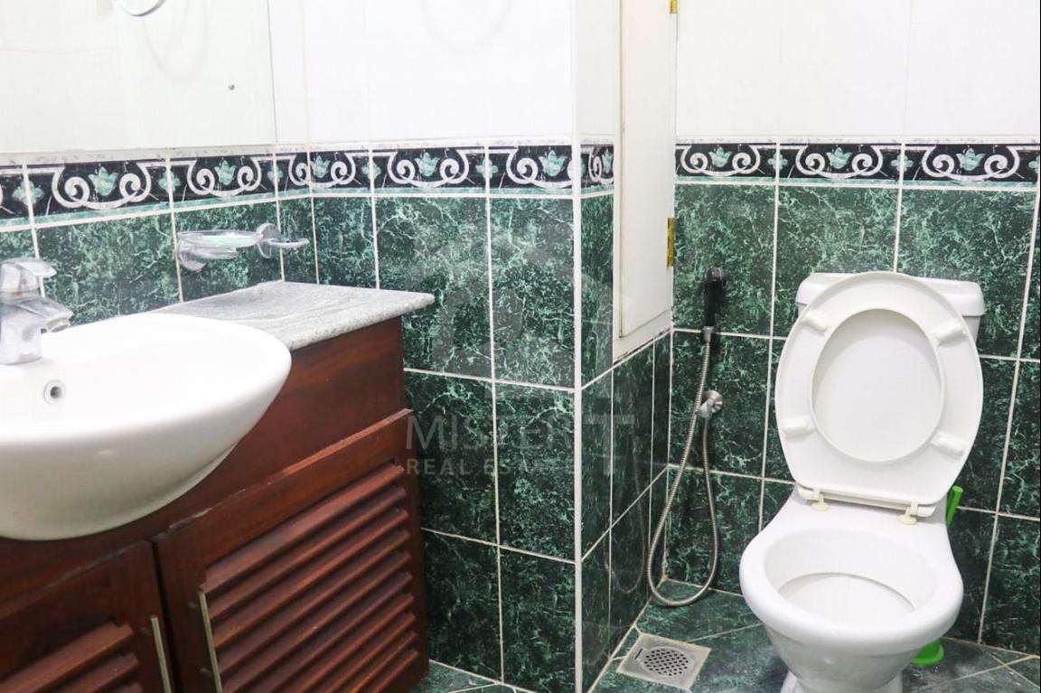 Apartment for Rent at Hedges Court Residencies- image 8