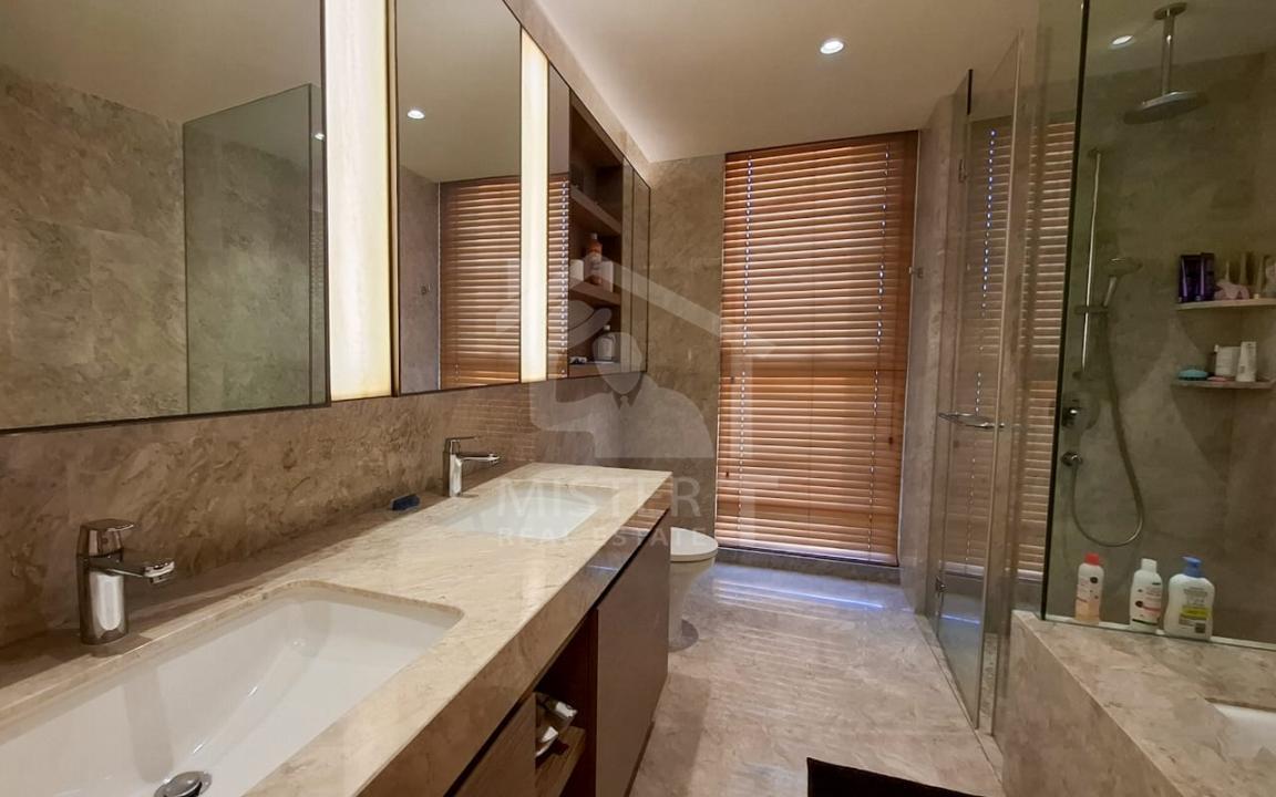 Apartment for Rent at The Residences, Colombo 02 - image 8