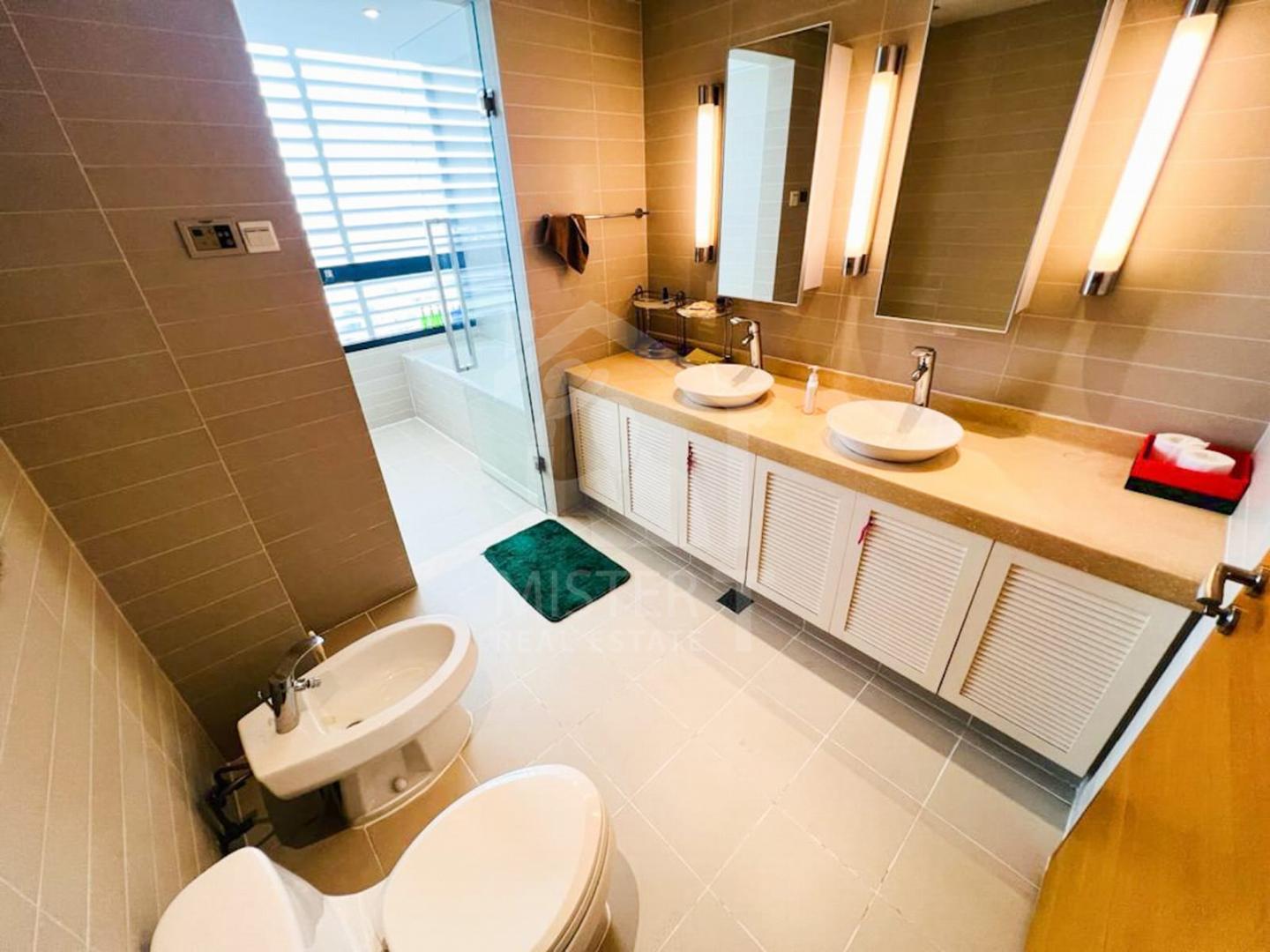 Duplex for Rent in Havelock City- image 9