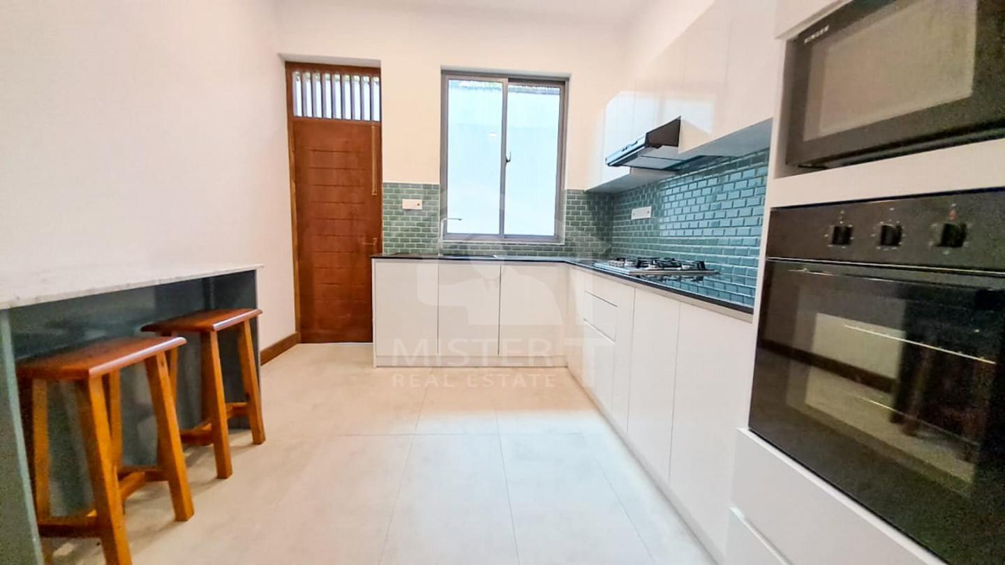 Brand New House for Rent in Colombo 08- image 9