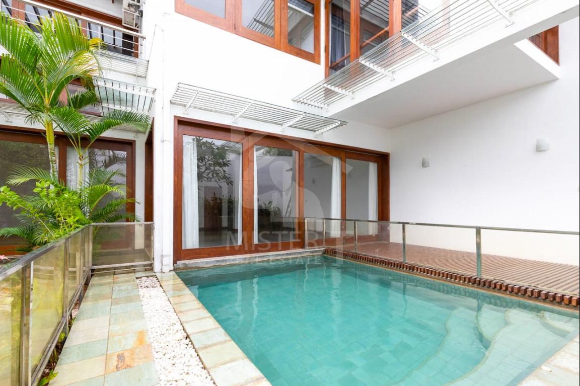 Luxury House for Rent in Colombo 05- image 9
