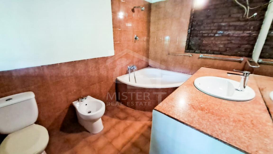 House for Rent in Colombo 07- image 9