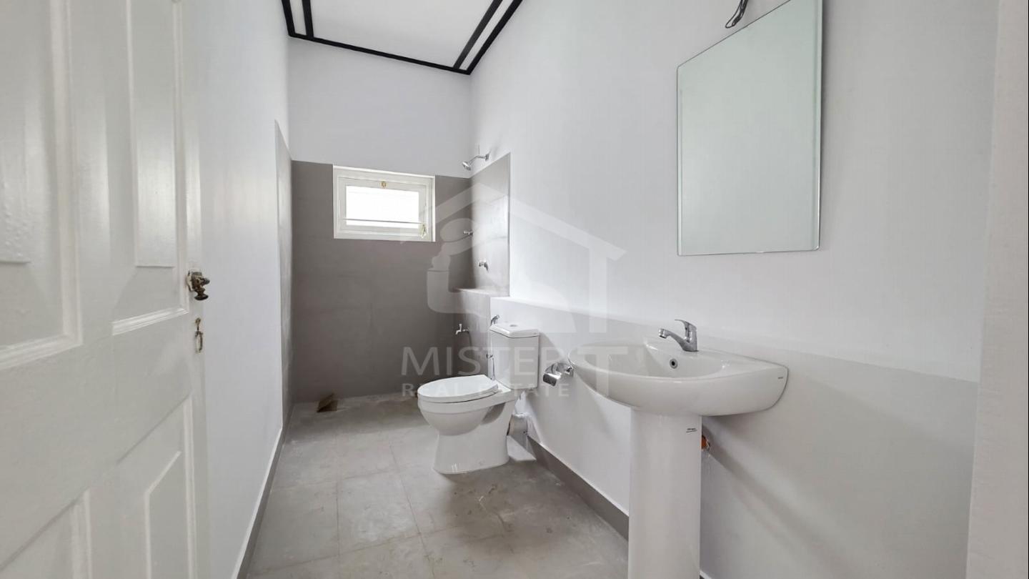 Commercial Property for Rent in Colombo 4- image 9