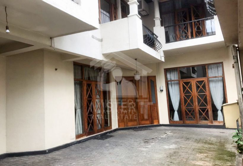 House for Rent in Colombo 5 image 1
