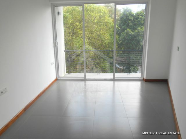 Apartment for Rent in Colombo 07- image 2