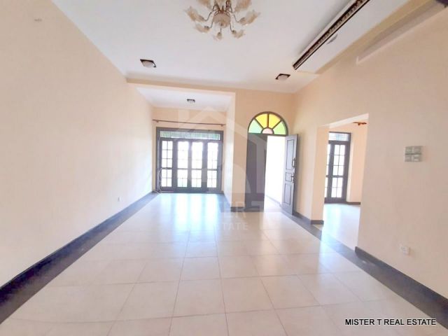 House for Rent in Mount Lavania- image 3