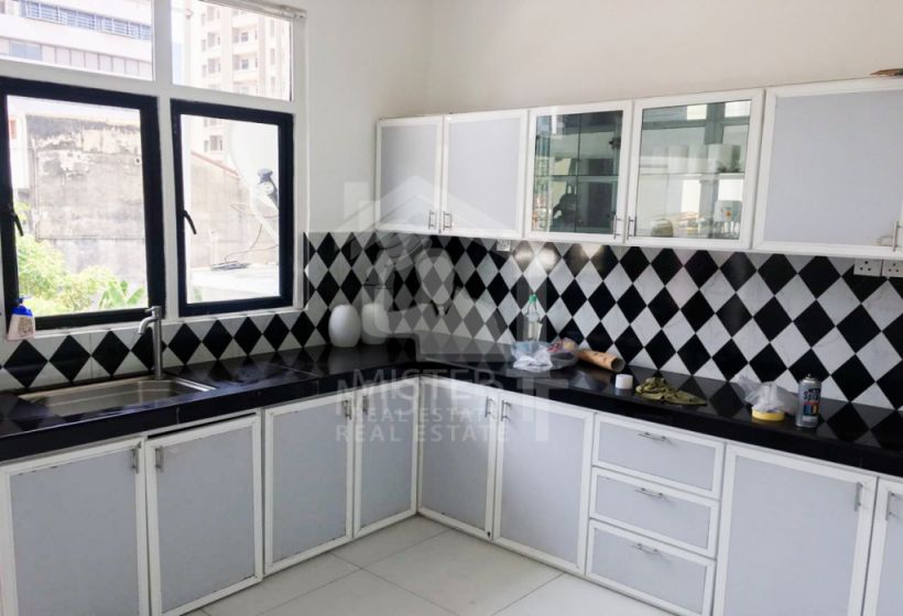 Apartment for Rent in Colombo 03 - image 3