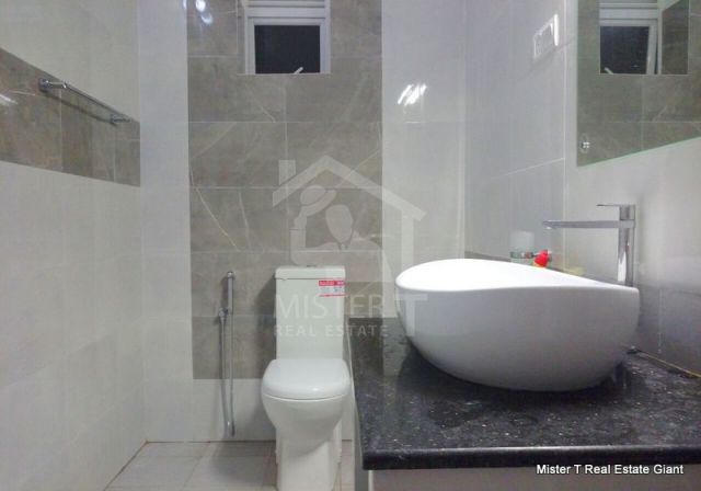 Apartment for Rent in Colombo 06- image 4