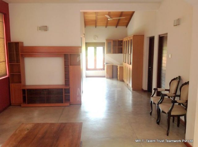 House for Rent in Battaramulla- image 8