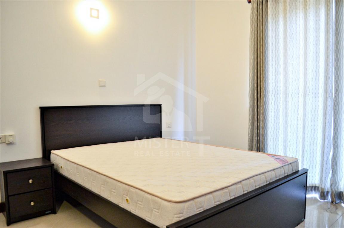 Fully Furnished Apartment for Rent at Colombo 03- image 3