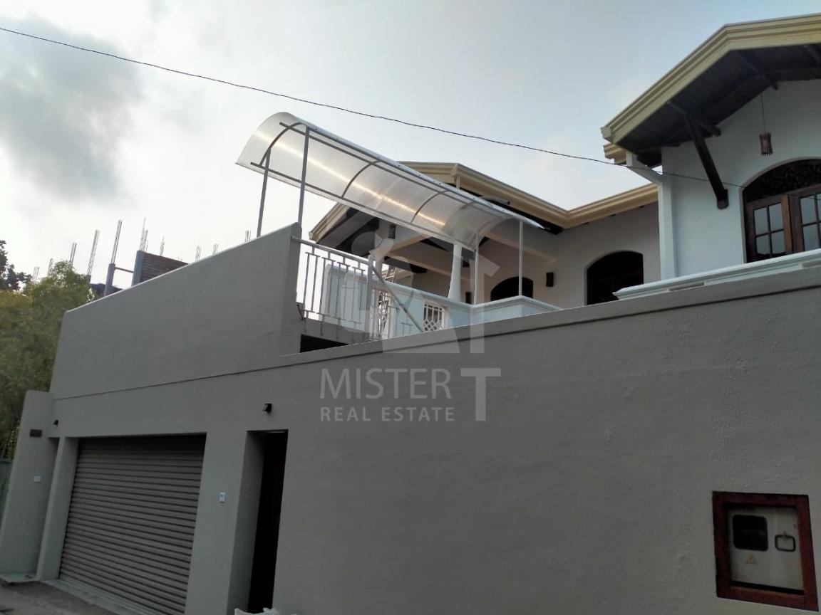 House for Rent in Colombo - image 1