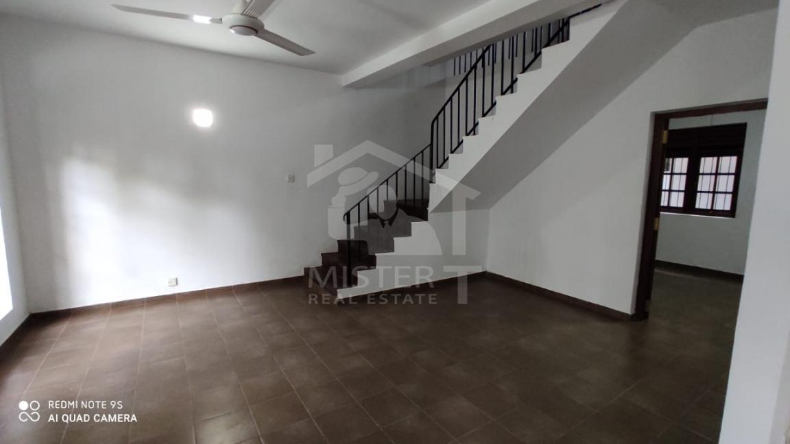 House for Rent in Colombo 08- image 2