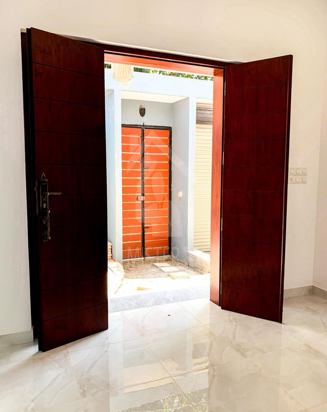 House for Rent in Mount Lavinia- image 1