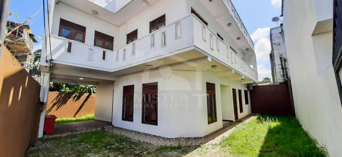House for Rent in Mount Lavinia - image 1