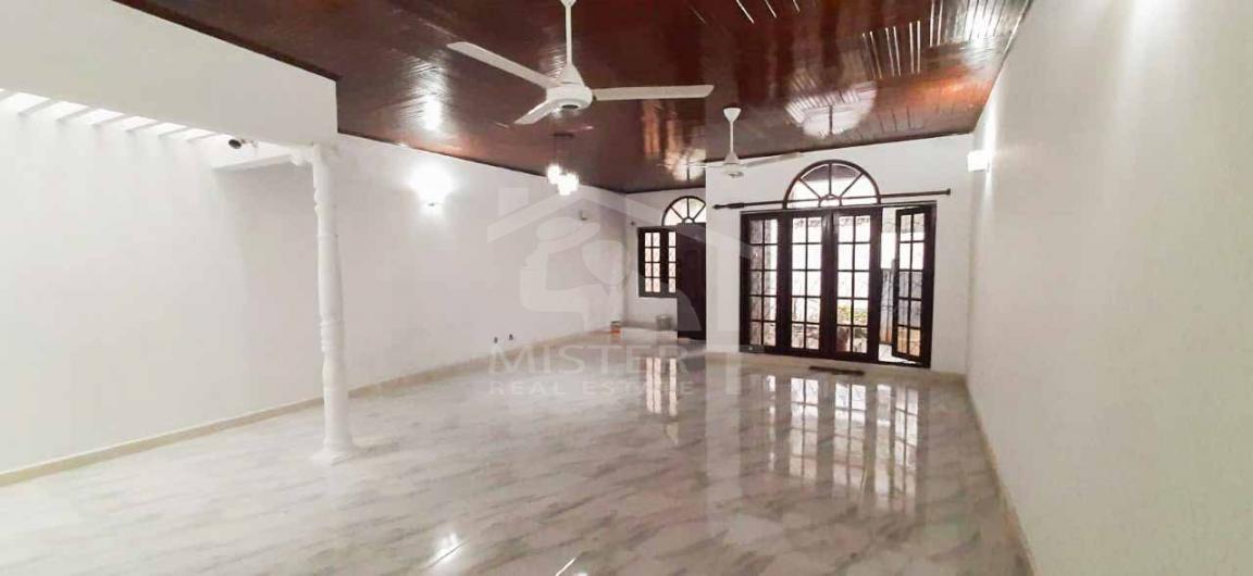 House for Rent in Nugegoda - image 1