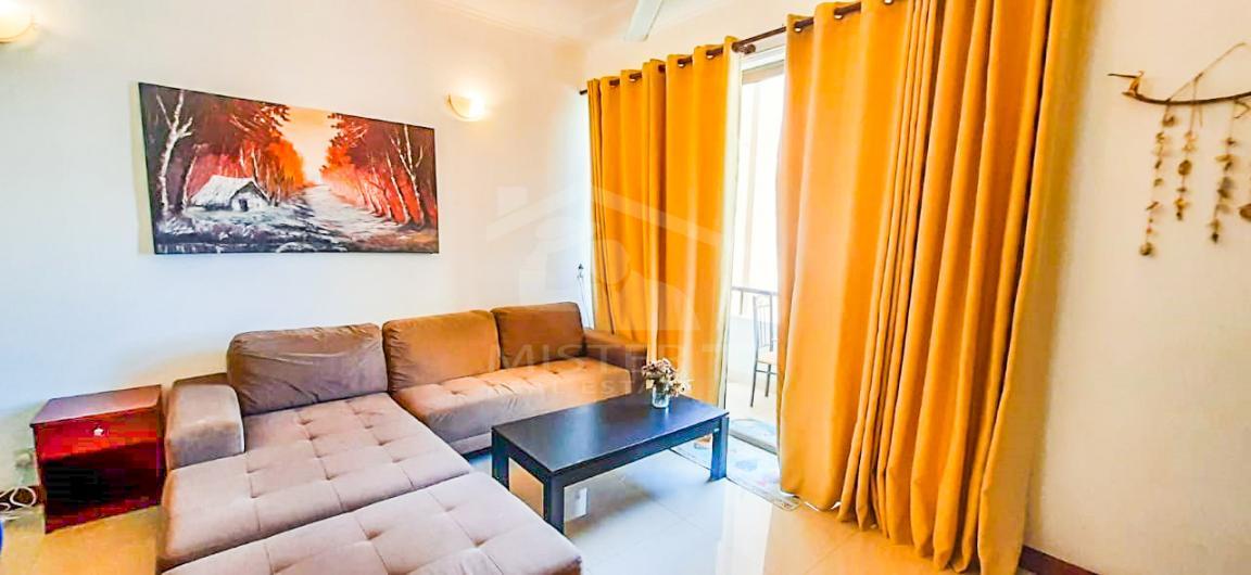 Apartment for Rent at Hedges Court - image 1