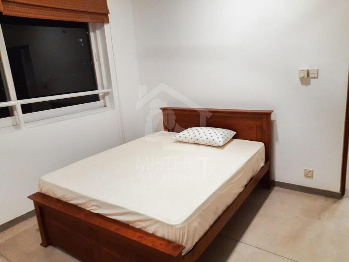 Apartment for Rent at Fairway Waterfront- image 2