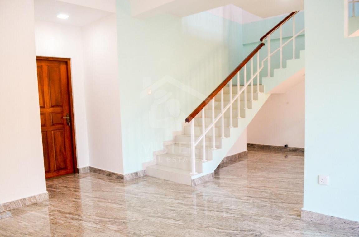 House for Rent in Nugegoda - image 2