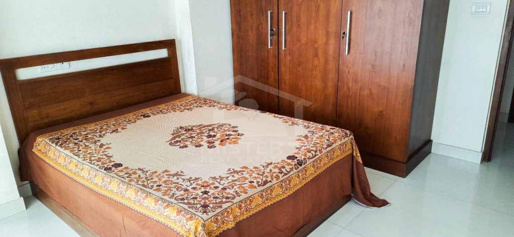 Apartment for Rent at Iconic Residencies- image 2